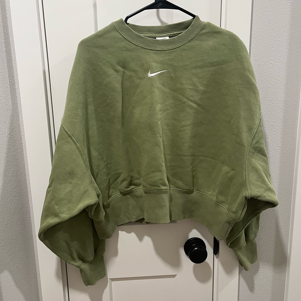Nike Cropped Crew-neck